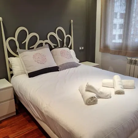 604a - Moderno 2 Apartment Oviedo